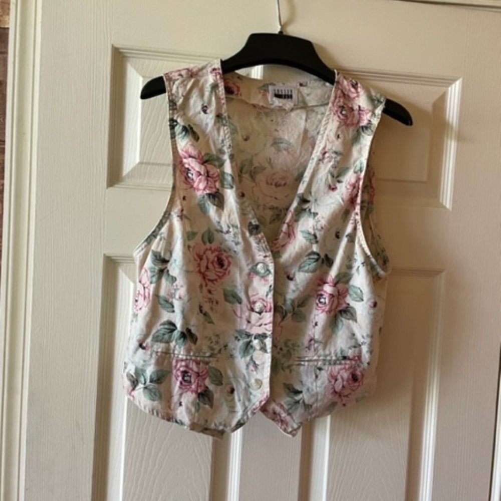 Leslie Fay Sport vintage white, pink, aqua floral vest, Medium